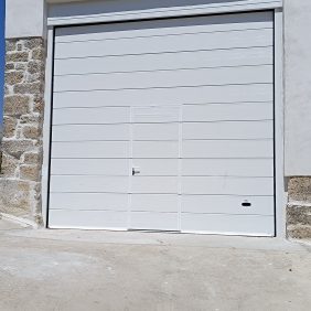 Puerta peatonal